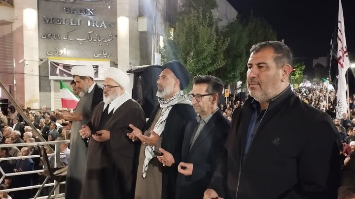 تصاویر/ تجدید بیعت با رهبر شهید انقلاب در شصت و پنجمین شب حضور مردمی شهرستان میاندوآب