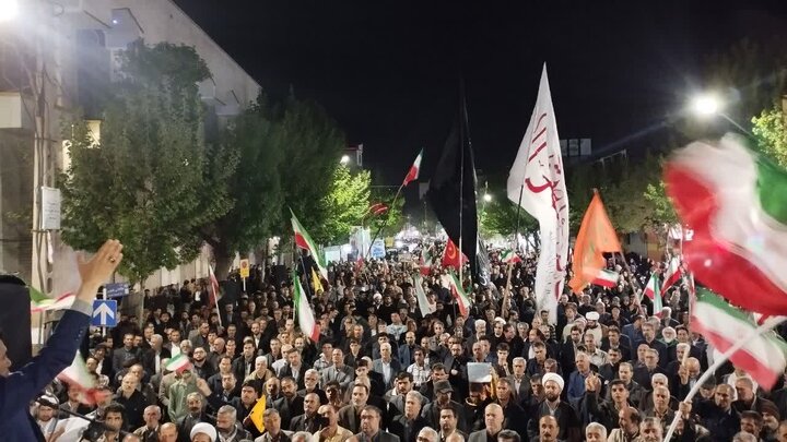 تصاویر/ تجدید بیعت با رهبر شهید انقلاب در شصت و پنجمین شب حضور مردمی شهرستان میاندوآب