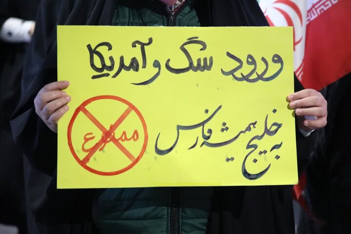 تصاویر/ شصت و پنجمین شب متوالی مردم ارومیه در تجدید میثاق با آرمان‌های انقلاب