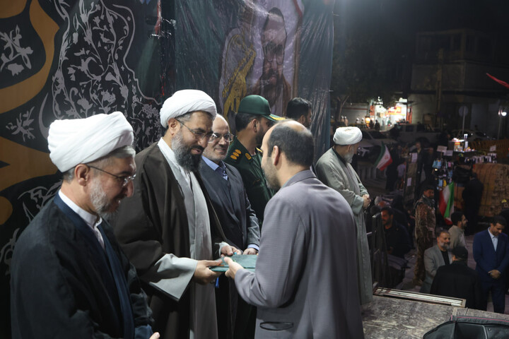 تصاویر / اجتماع مردمی بیعت با رهبر معظم انقلاب و نکوداشت مقام معلم در همدان