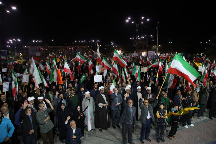 تصاویر / اجتماع مردمی بیعت با رهبر معظم انقلاب و نکوداشت مقام معلم در همدان