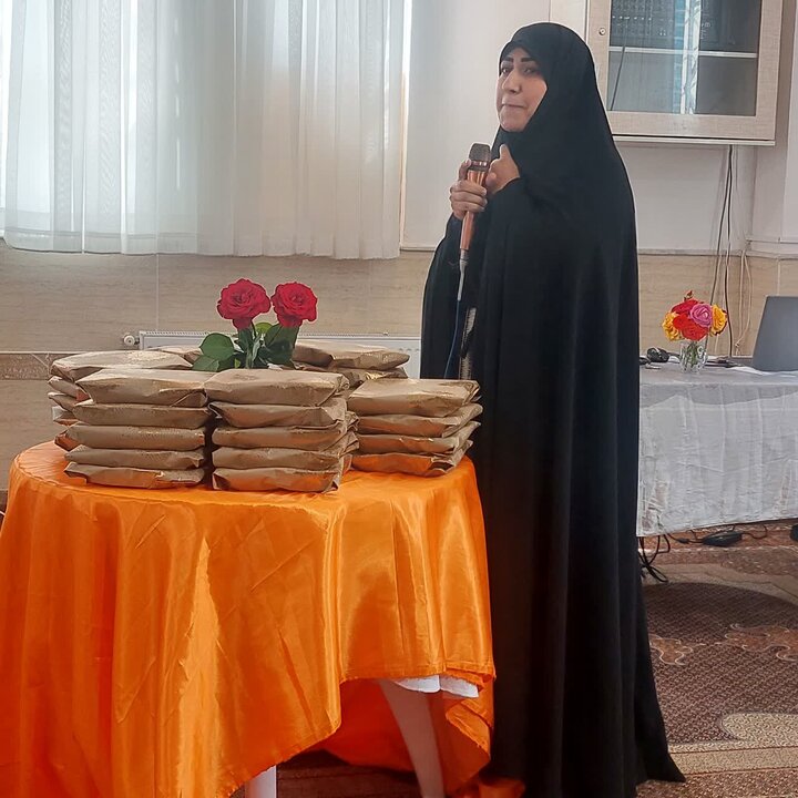 تصاویر/  گرامیداشت روز معلم توسط حجت‌الاسلام فتاحی امام جمعه ابرکوه