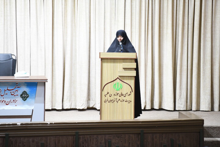 تصاویر/ آیین تجلیل از اساتید مدارس علمیه آذربایجان غربی