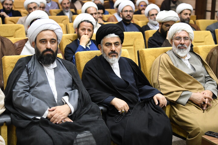 تصاویر/ آیین تجلیل از اساتید مدارس علمیه آذربایجان غربی