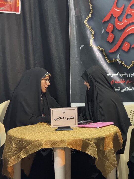 تصاویر/حضور پرشور روحانیون،اساتید و طلاب مبلغ کاشان در غرفه مدارس علمیه آيت الله اعتمادی