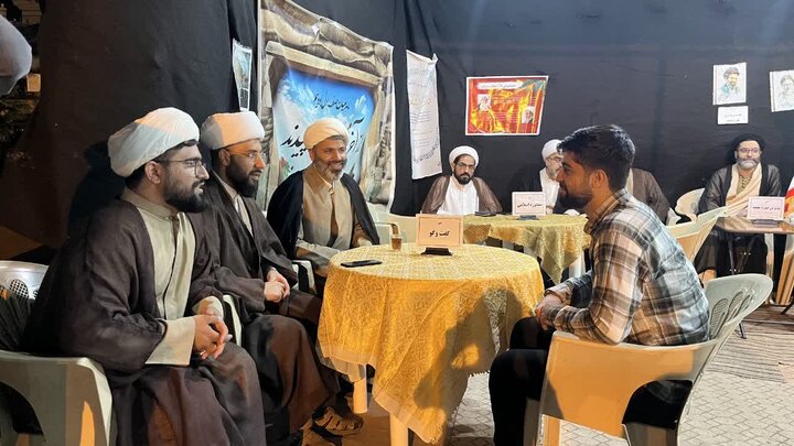 تصاویر/حضور پرشور روحانیون،اساتید و طلاب مبلغ کاشان در غرفه مدارس علمیه آيت الله اعتمادی