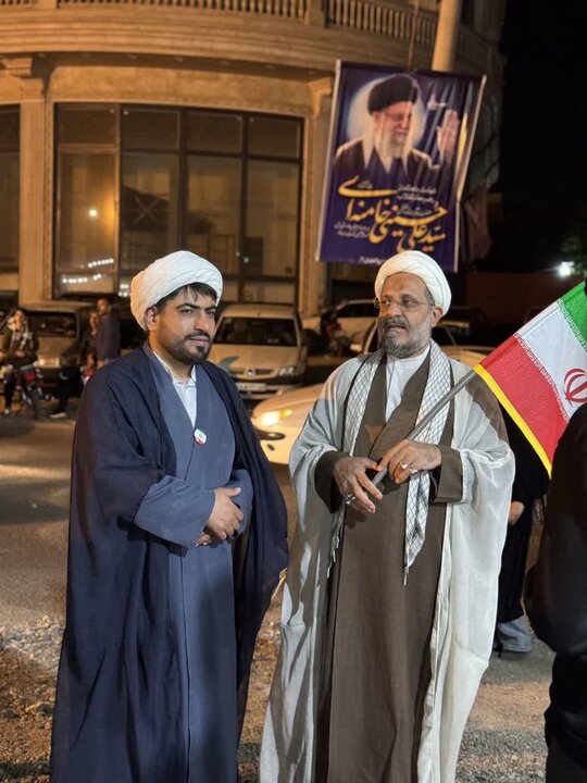 تصاویر/حضور پرشور روحانیون،اساتید و طلاب مبلغ کاشان در غرفه مدارس علمیه آيت الله اعتمادی