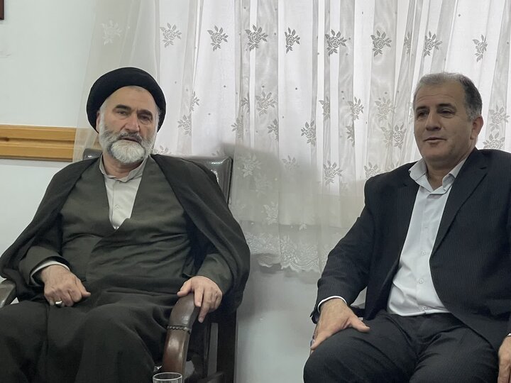 دیدار امام جمعه نوشهر با ریاست اداره آموزش و پرورش کجور و معلمان نمونه