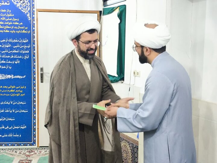 تصاویر/ تجلیل از اساتید مدرسه علمیه روحیه شهرستان بابل
