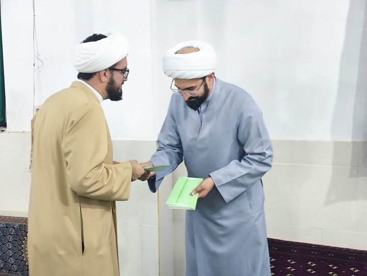 تصاویر/ تجلیل از اساتید مدرسه علمیه روحیه شهرستان بابل