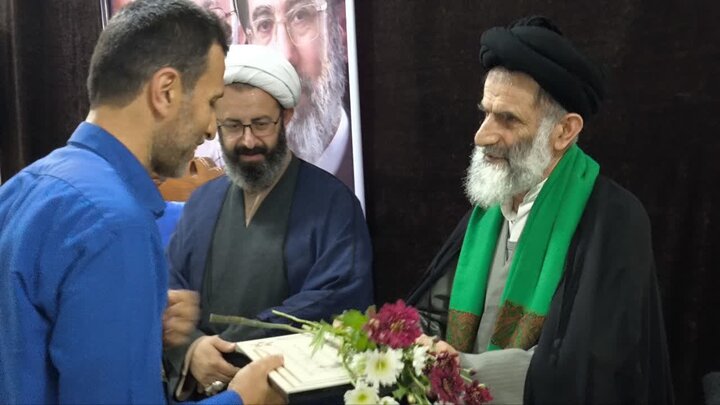تصاویر/ مراسم تجلیل از اساتید مدرسه علمیه شهید امیری (ره) بندپی بابل