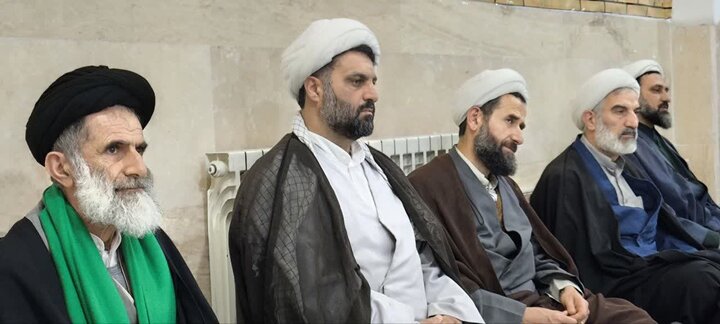 تصاویر/ مراسم تجلیل از اساتید مدرسه علمیه شهید امیری (ره) بندپی بابل