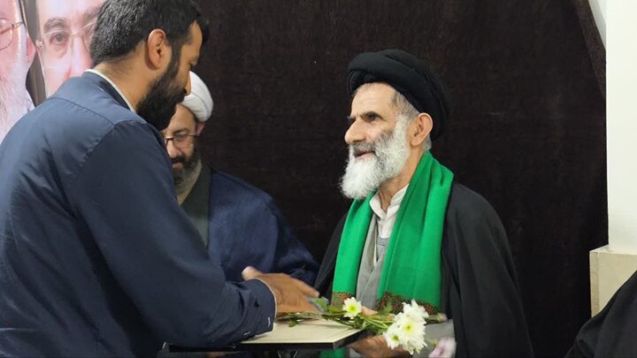 تصاویر/ مراسم تجلیل از اساتید مدرسه علمیه شهید امیری (ره) بندپی بابل