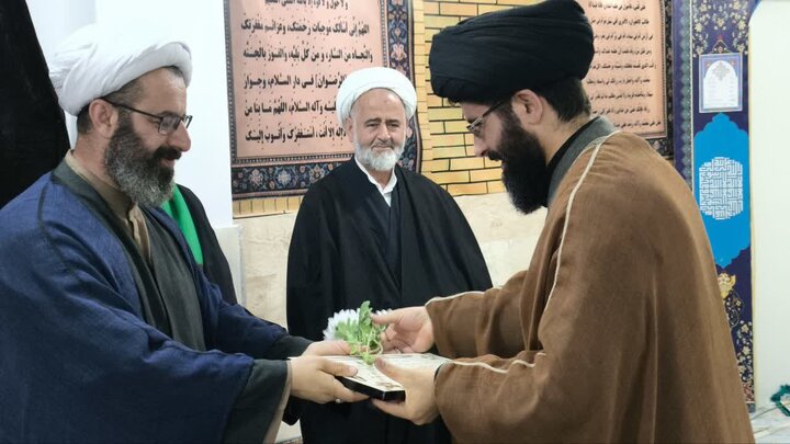 تصاویر/ مراسم تجلیل از اساتید مدرسه علمیه شهید امیری (ره) بندپی بابل