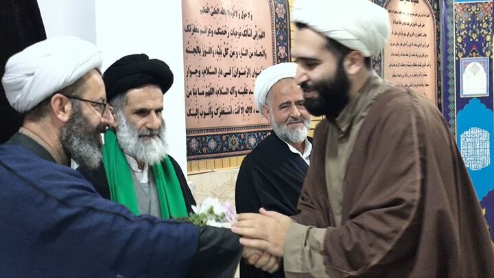تصاویر/ مراسم تجلیل از اساتید مدرسه علمیه شهید امیری (ره) بندپی بابل
