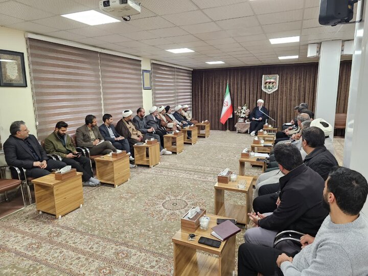 تصاویر/نشست برنامه‌ریزی ستاد مردمی بزرگداشت سالروز سفر امام شهید به کردستان