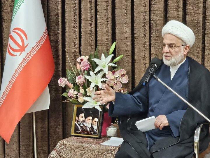 تصاویر/نشست برنامه‌ریزی ستاد مردمی بزرگداشت سالروز سفر امام شهید به کردستان