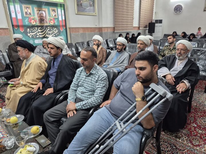 تصاویر/ تجلیل از مربیان عقیدتی و سیاسی ناحیه مقاومت بسیج  پاکدشت