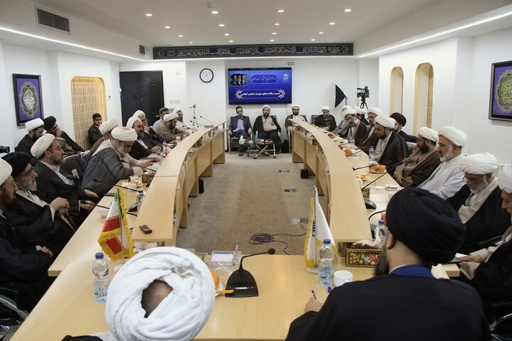 نشست سالانه اساتید مرکز تخصصی مذاهب اسلامی