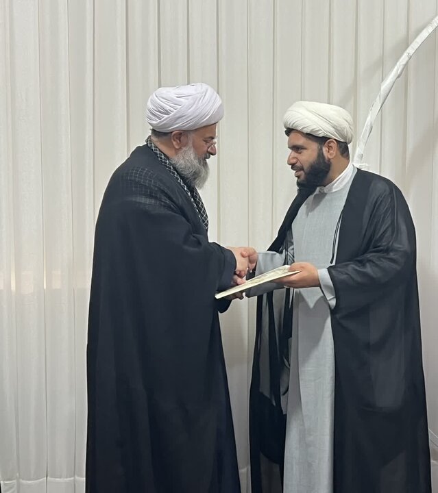 تصاویر/ تجلیل از اساتید حوزه در خورموج
