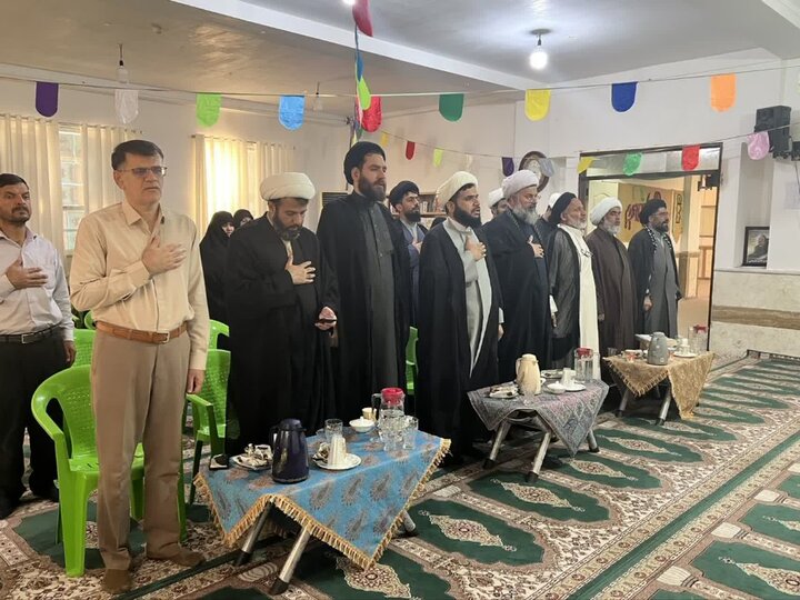 تصاویر/ تجلیل از اساتید حوزه در خورموج