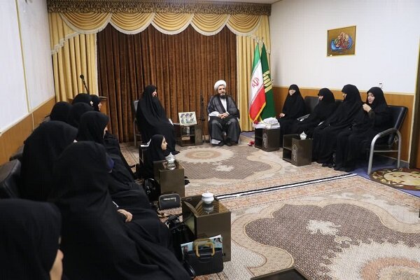 اساتید حوزه علمیه خواهران سرمایه جوامع اسلامی هستند+عکس