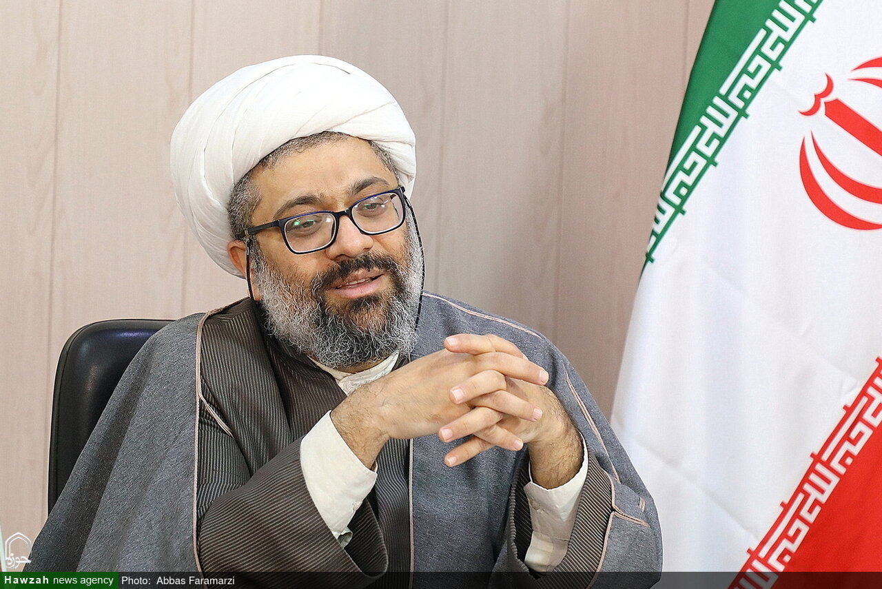 بررسی چالش های دینی در جمهوریت نظام؛ بعثت عمومی در جنگ تحمیلی سوم، یک رویداد دینی است یا سیاسی؟