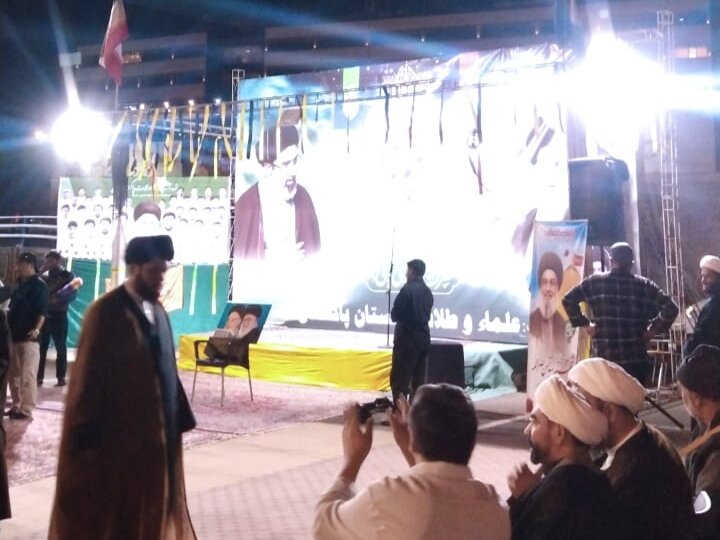 موکب ثانی زہراء اور موکب جوانان سید الشہداء کی قم میں خدمات جاری+تصاویر