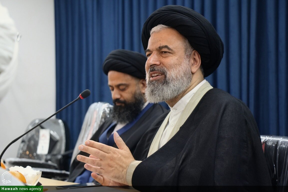 گزارشی از نشست اساتید مرکز تخصصی مذاهب اسلامی/ تأکید بر ارتقای نظام آموزشی، تربیت مهارتی طلاب و تقویت رویکرد تمدنی در حوزههای علمیه