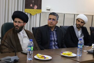 تصاویر/ نشست صمیمی مسئولان مدینة‌العلم کاظمیه با مشاوران آموزش و پرورش استان یزد