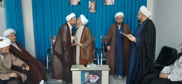 تصاویر/  مراسم تجلیل از اساتید مدرسه علمیه امام محمدباقر (علیه السلام) شاهین دژ
