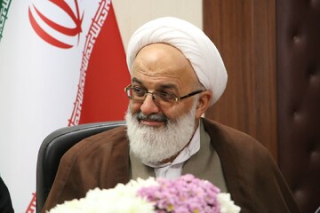 معلمان، معماران آینده کشور هستند/فرهنگ ایثار و تلاش در میان معلمان ستودنی است