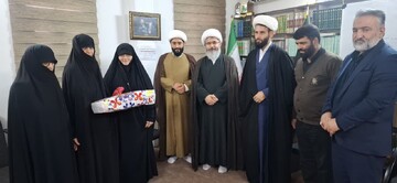 تصاویر/ تجلیل از حجت الاسلام و المسلمین یعقوبیان به مناسبت هفته معلم
