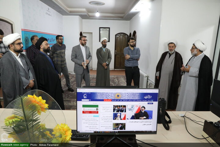 الأمين العام لمجلس تخطيط مدارس العلوم الدينية لأهل السنة يزور وكالة أنباء الحوزة