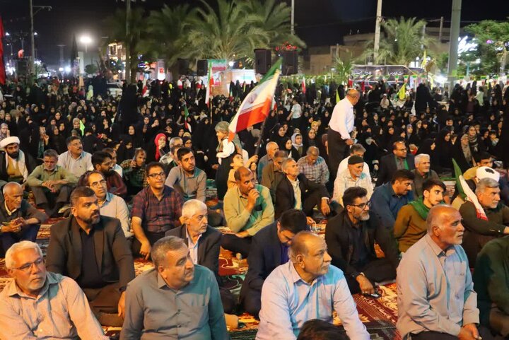 تصاویر/ تجلی عشق و بصیرت مردم انقلابی شهرستان بافق در شصت‌ و  ششمین شب