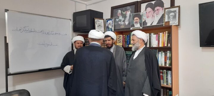 تصاویر/ مراسم تجلیل از اساتید مدرسه علمیه سول اکرم (ص) تکاب