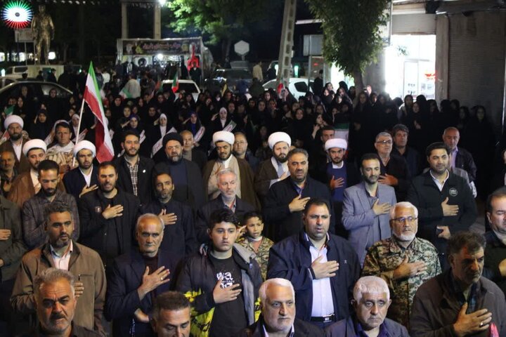تصاویر/ مطالبه انتقام خون رهبر انقلاب و بیعت با رهبری؛ شعار محوری شصت و ششمین تجمع مردمی در باروق