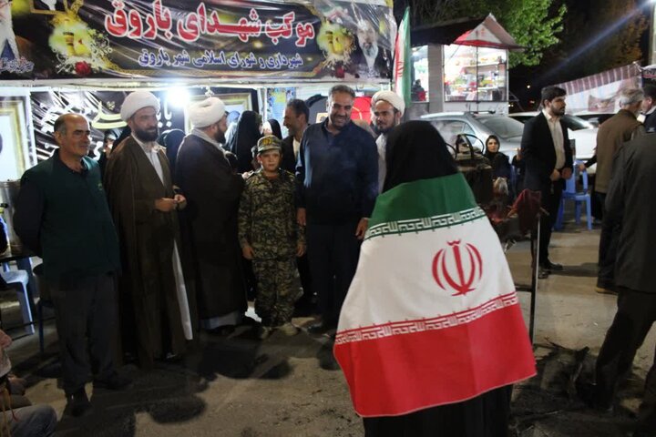 تصاویر/ مطالبه انتقام خون رهبر انقلاب و بیعت با رهبری؛ شعار محوری شصت و ششمین تجمع مردمی در باروق