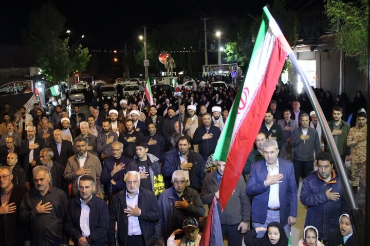 تصاویر/ مطالبه انتقام خون رهبر انقلاب و بیعت با رهبری؛ شعار محوری شصت و ششمین تجمع مردمی در باروق