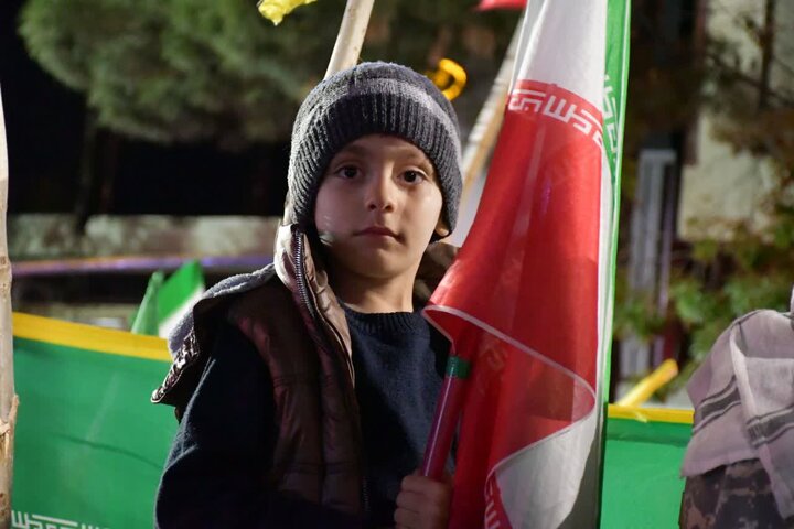 تصاویر/ تجدید بیعت با رهبری و مطالبه انتقام خون رهبر معظم انقلاب در شصت و ششمین شب حضور مردمی در سلماس