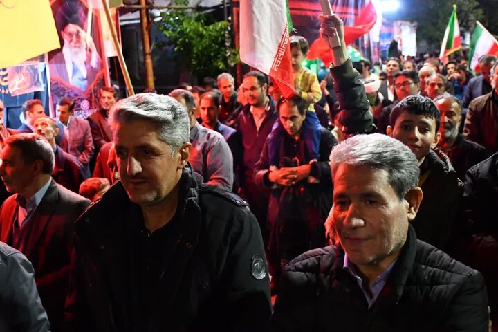 تصاویر/ تجدید بیعت با رهبری و مطالبه انتقام خون رهبر معظم انقلاب در شصت و ششمین شب حضور مردمی در سلماس