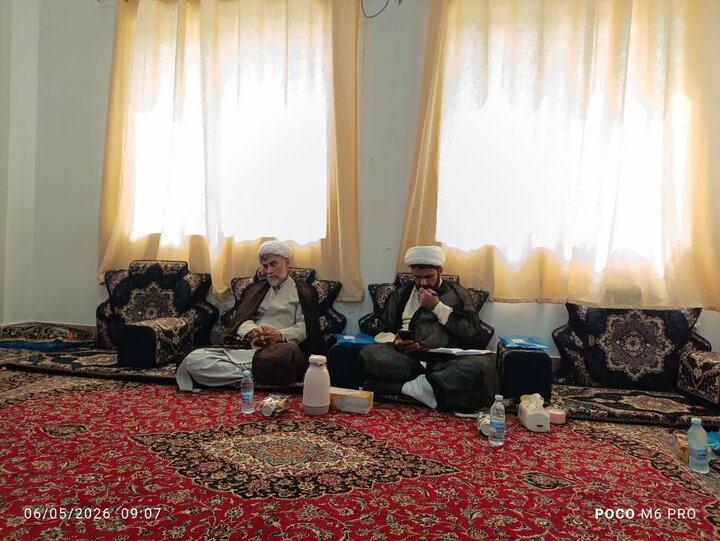 تصاویر/ نشست مدیران و کادر مدارس علمیه شهرستان های ایرانشهر و دلگان