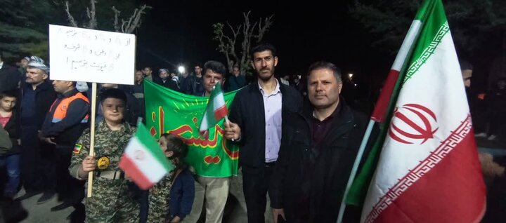 تصاویر/ بیعت با رهبری و مطالبه انتقام خون رهبر انقلاب؛ محور شصت و ششمین تجمع مردمی شهرستان پیرانشهر