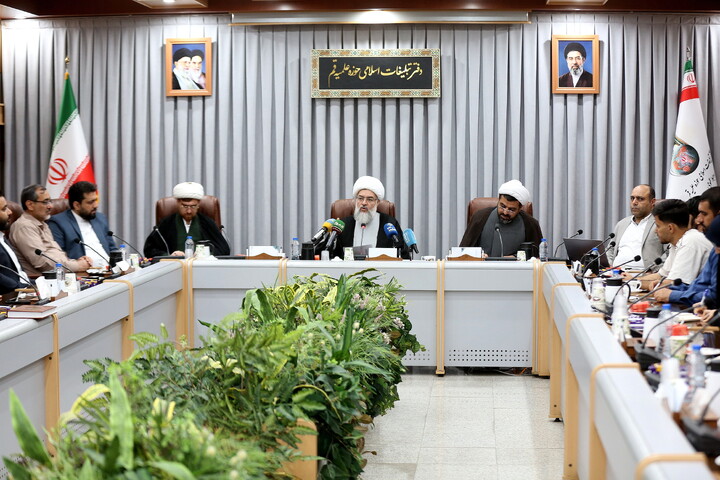 تصاویر/ نشست خبری فعالیت های دفتر تبلیغات اسلامی در جنگ سوم تحمیلی