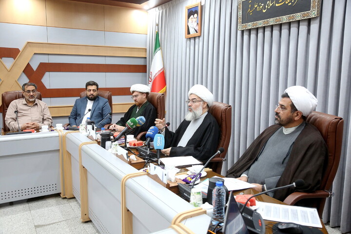 تصاویر/ نشست خبری فعالیت های دفتر تبلیغات اسلامی در جنگ سوم تحمیلی