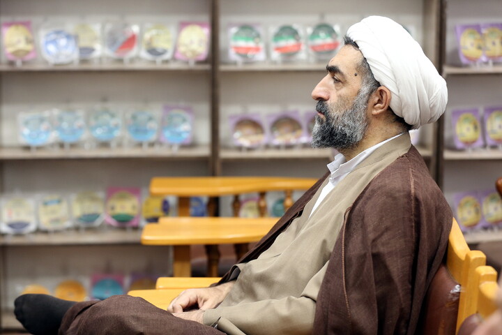 تصاویر/ نشست علمی «نقش شهید سید حسن نصرالله در تبیین و معرفی الگوی حاکمیت ولایی» در قم