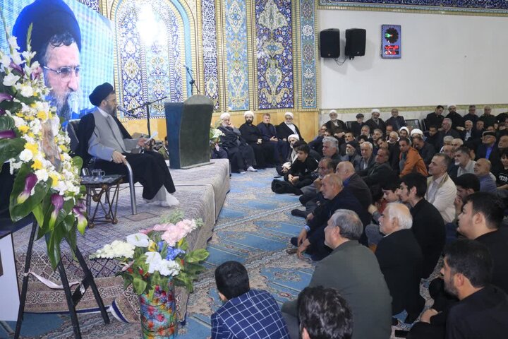تصاویر/ برگزاری چلهمین روز شهادت دکتر علی لاریجانی و فرزند بزرگوارش