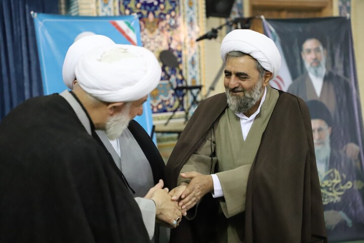 مراسم تجلیل از اساتید نمونه حوزه علمیه تبریز