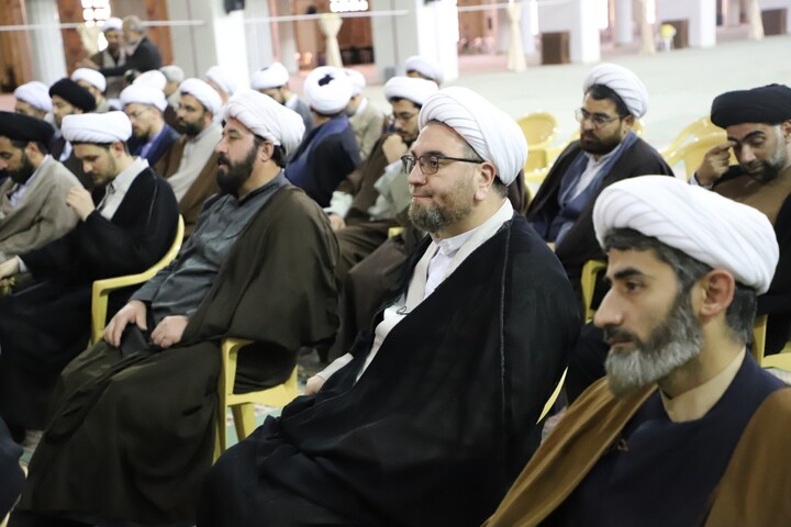 تصاویر/ مراسم تکریم مقام اساتید حوزه علمیه تبریز