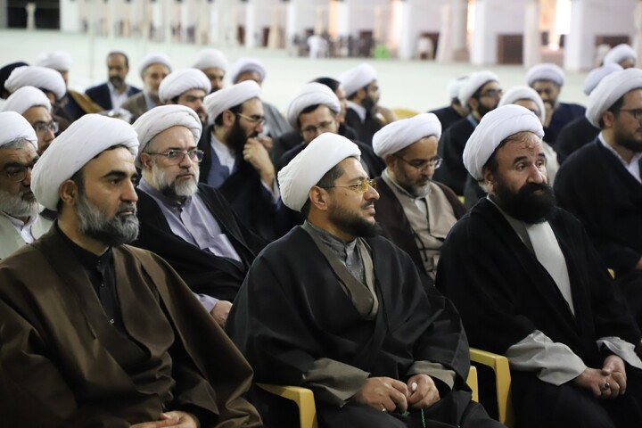 تصاویر/ مراسم تکریم مقام اساتید حوزه علمیه تبریز